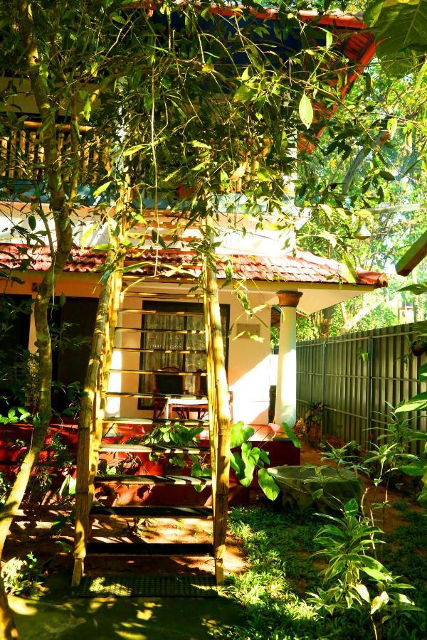 Ferienwohnung Marari John'S Beach Mararikulam Exterior foto