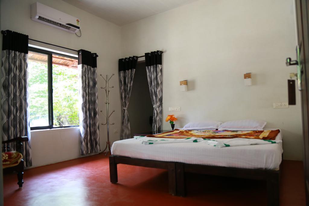 Ferienwohnung Marari John'S Beach Mararikulam Exterior foto